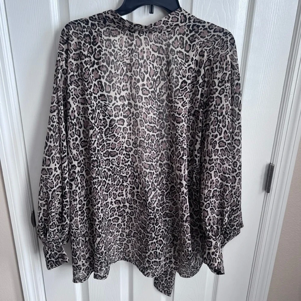 Blu Pepper Leopard Print‎ Kimono Cardigan Tie Front Sheer One Size